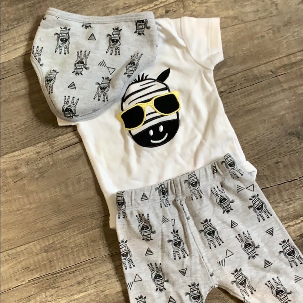 3 piece set for 6 month old